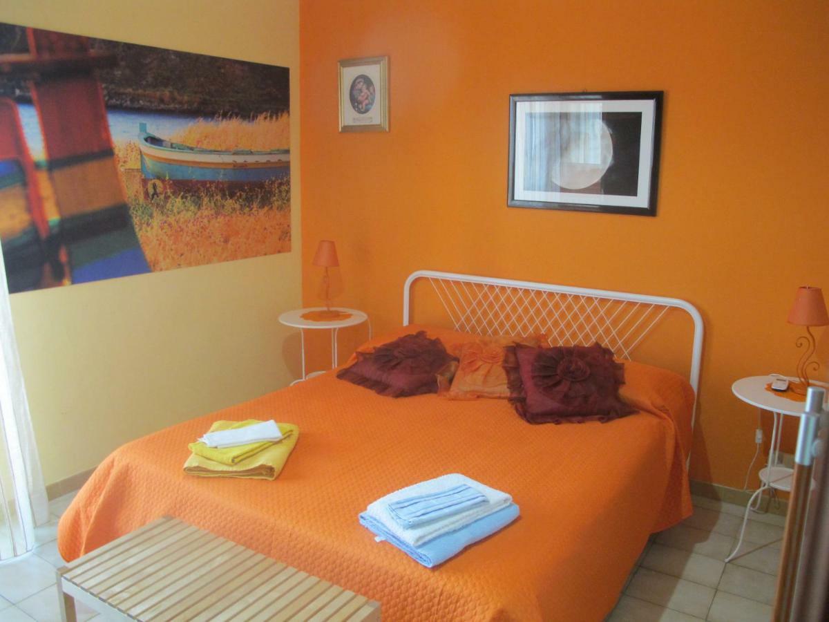 La Casa Del Nonno Bed and Breakfast Μιλάτσο Εξωτερικό φωτογραφία