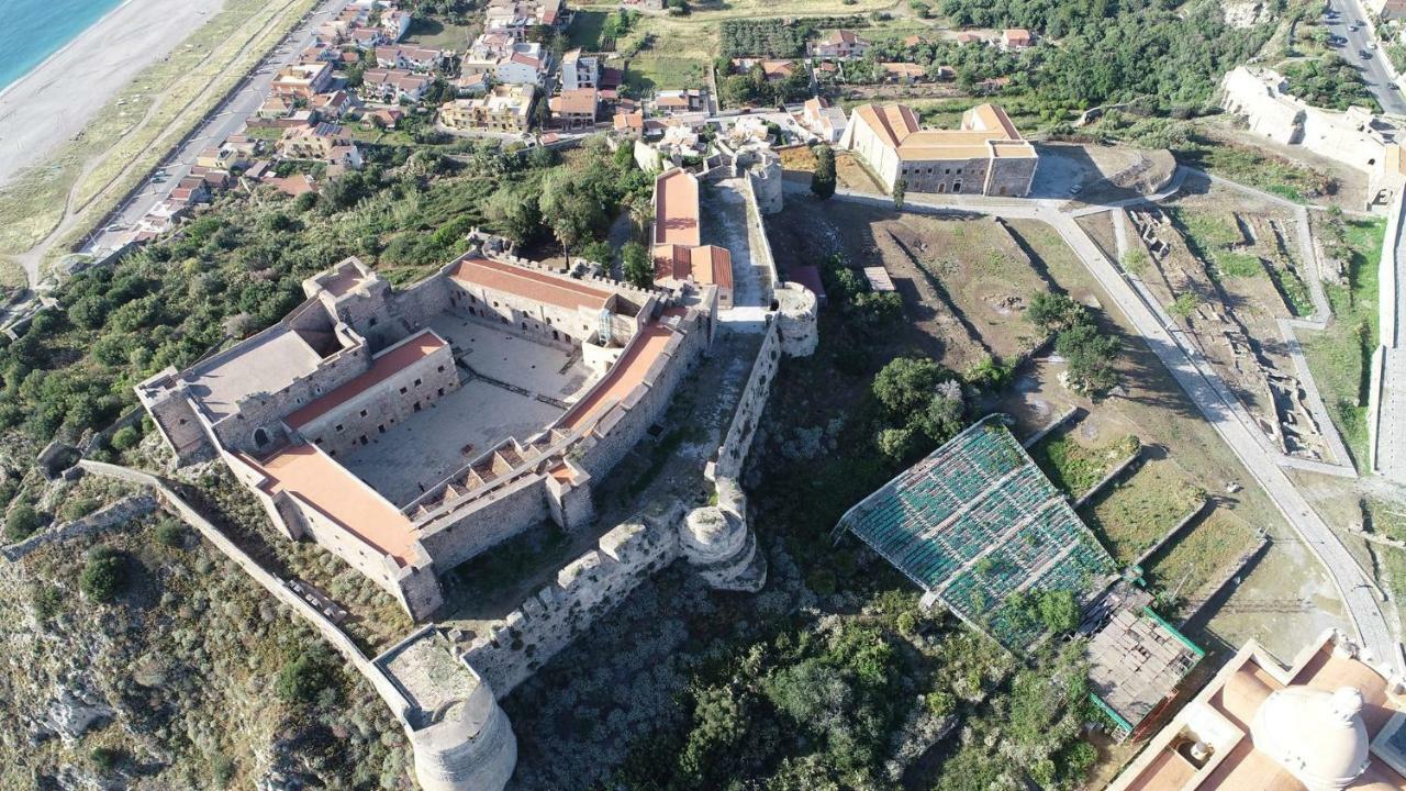 La Casa Del Nonno Bed and Breakfast Μιλάτσο Εξωτερικό φωτογραφία