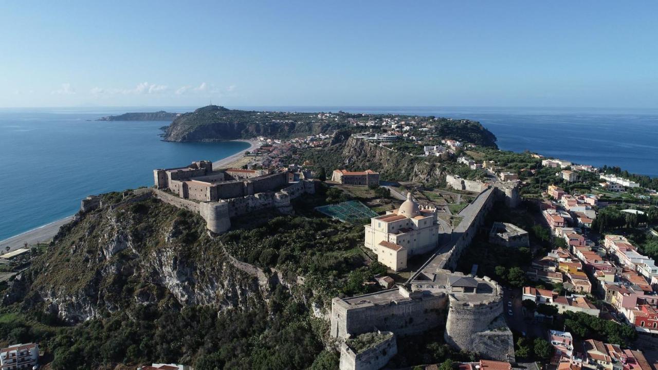 La Casa Del Nonno Bed and Breakfast Μιλάτσο Εξωτερικό φωτογραφία